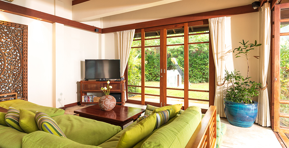 Villa Waimarie - Living room garden outlook